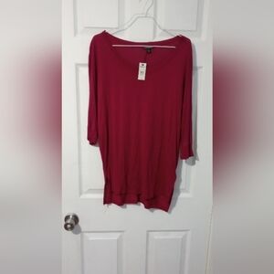 NWT Express hot pink 3/4 sleeve pullover. Size xs